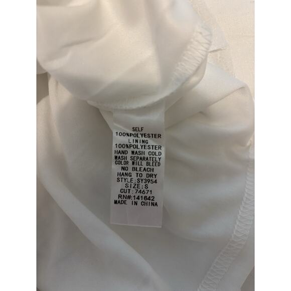 NWT She + Sky White Smocked Sleeveless Dress Small V Neck Lined - Picture 10 of 10